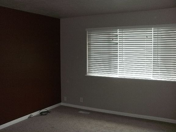 5th image of 5066 S Dyer Ln