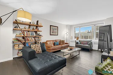 1270 5th Avenue, #10L