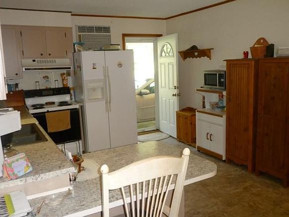 5th image of 153 Aurawood Dr