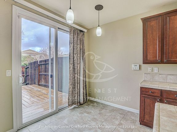 4th image of 860 Sierra View Cir Unit 3