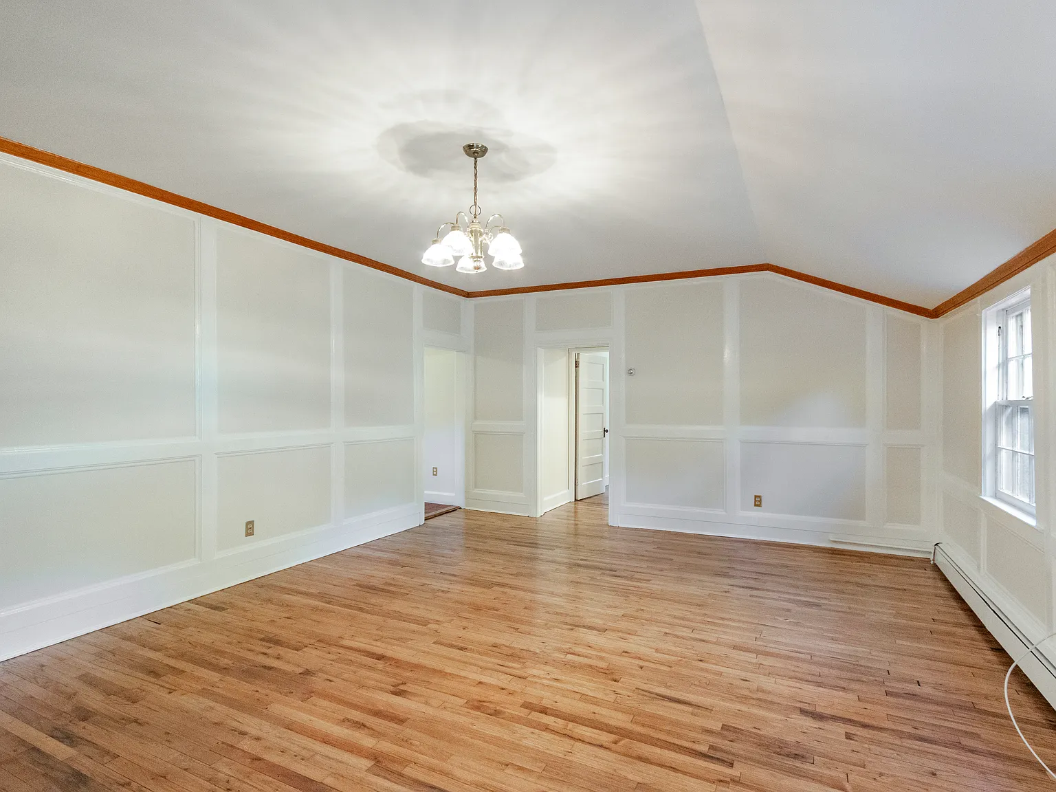 Ripley Ln, Oyster Bay — Photo 3