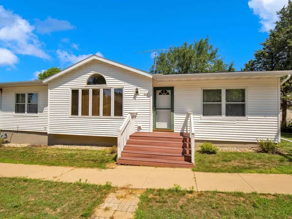 316 E Berlin St, Neshkoro, WI 54960