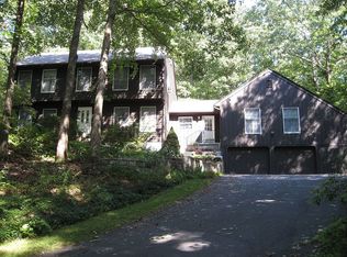 50 Old Village Rd, Sturbridge, MA 01566