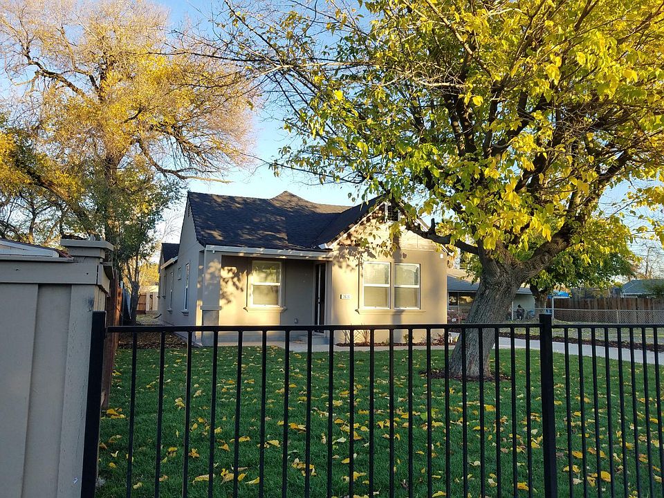 2nd image of 3636 Willow St