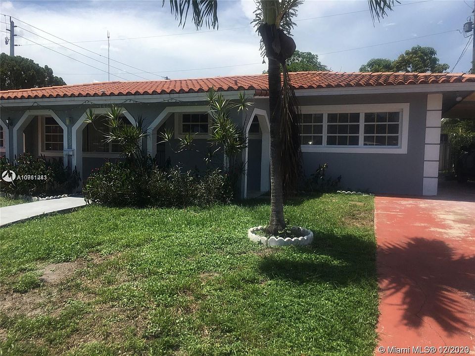 1st image of 165 NW 192nd St #1