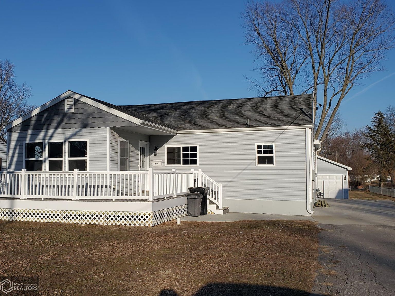 516 Wildwood Dr Ottumwa Ia 52501 Mls 5722095 Zillow