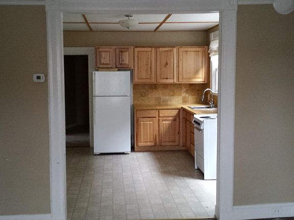 2nd image of 1008 E Republican St Unit 1