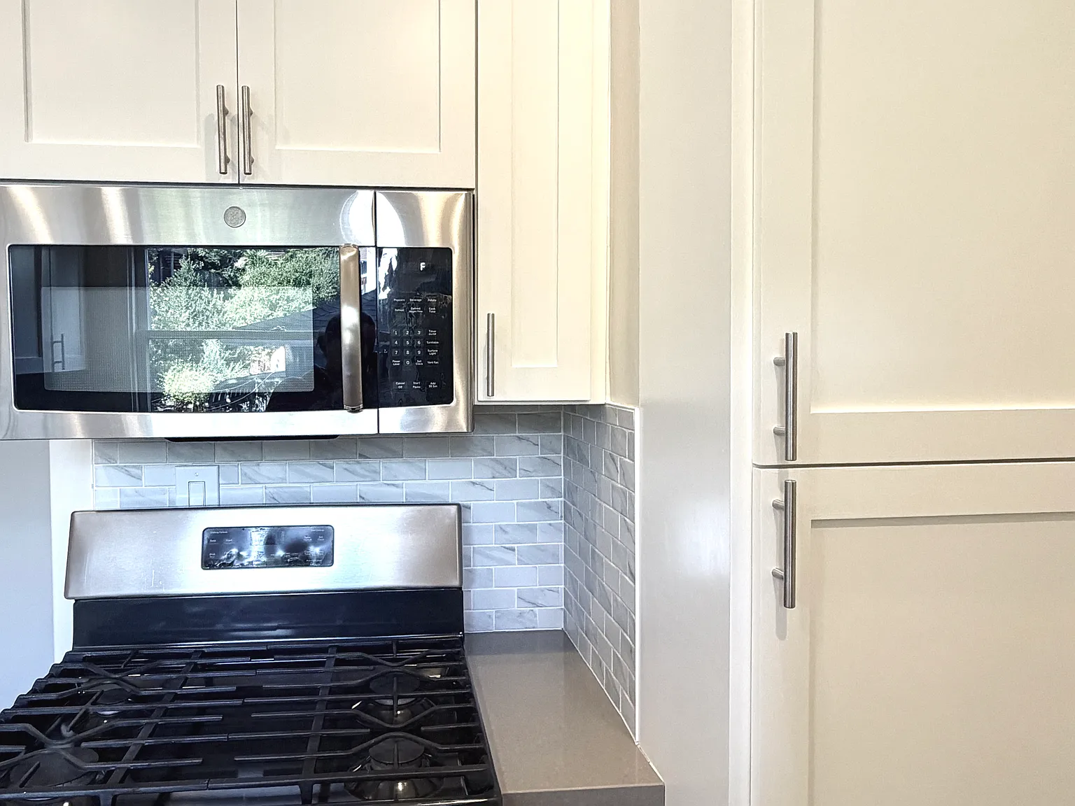 1 bed, $2,395 — Photo 4