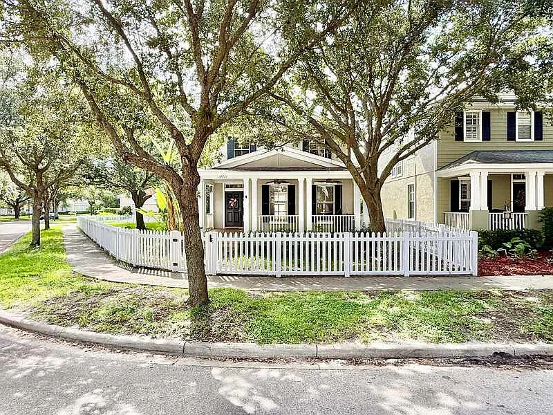 3 bed, 2.5 bath, 1816 sqft, $2,750 — Photo 3