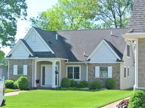 553 Iyopawa Rd, Coldwater, MI 49036