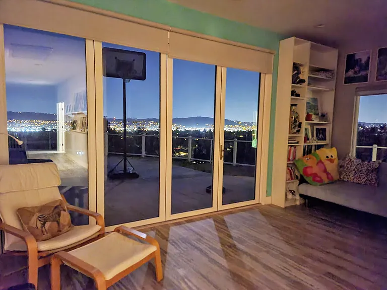 19044 Summit Ridge Dr — Photo 17