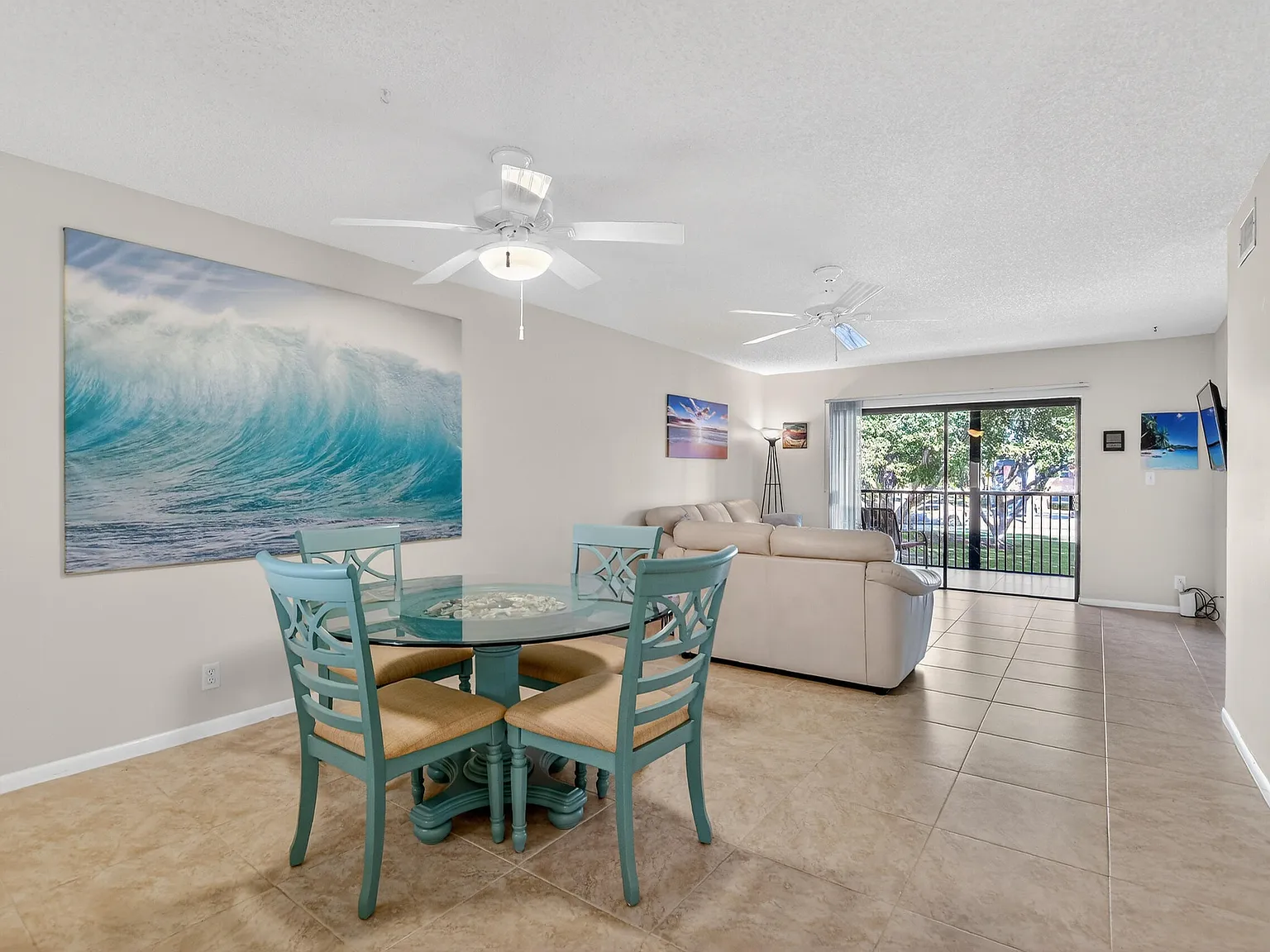 2 bed, 2.0 bath, 972 sqft, $2,200 — Photo 4