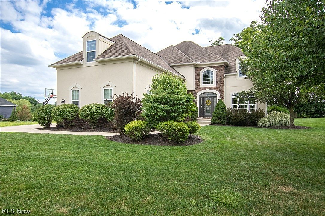 3070 Blue Heron Trce, Medina, OH 44256 Zillow