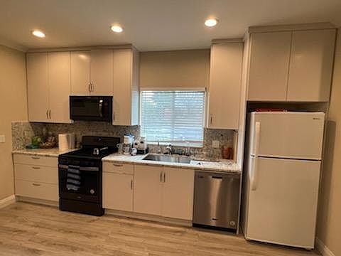 2nd image of 7820 Allott Ave #1
