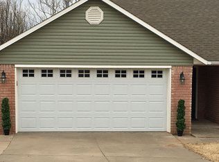 655 Laurel Dr, Greenwood, AR 72936