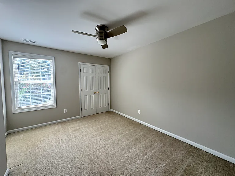 205 Laurens Way — Photo 25