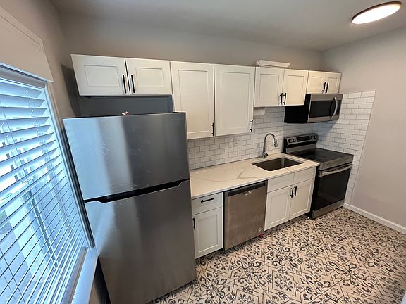 3rd image of 3721 Wyoming St #1