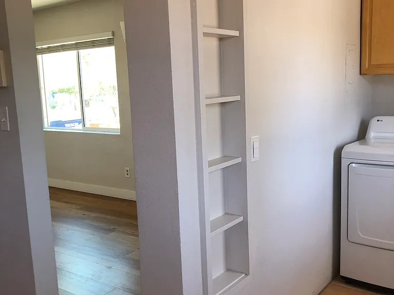 3022 E 1st St #1 — Photo 8