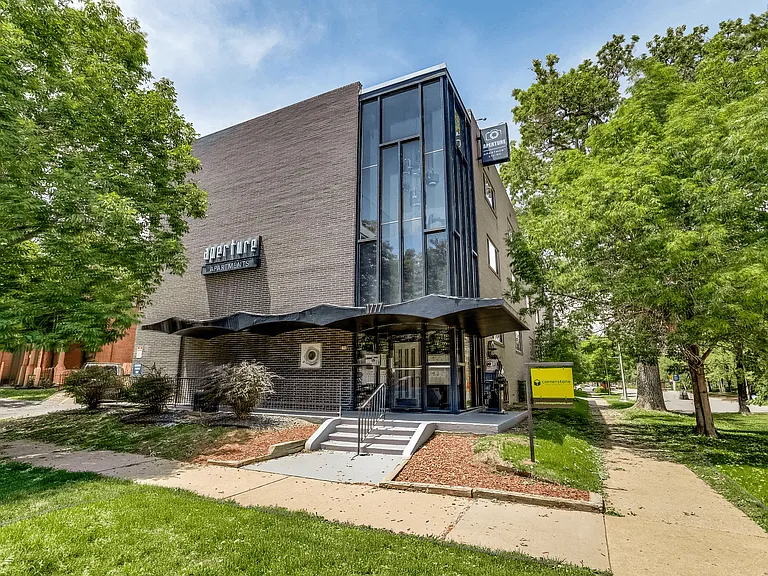 Aperture Apartments — Photo 24