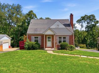 165 Meadowbrook Dr, Bethel Park, PA 15102