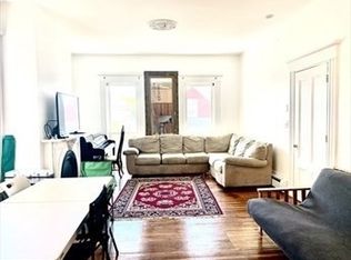 23 Monmouth St #1, Somerville, MA 02143