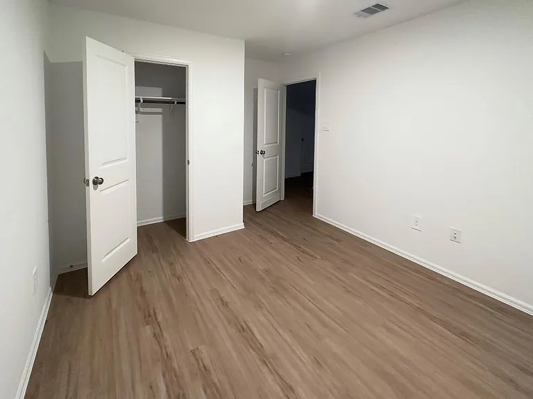 2802 Via Augusta Dr — Photo 10