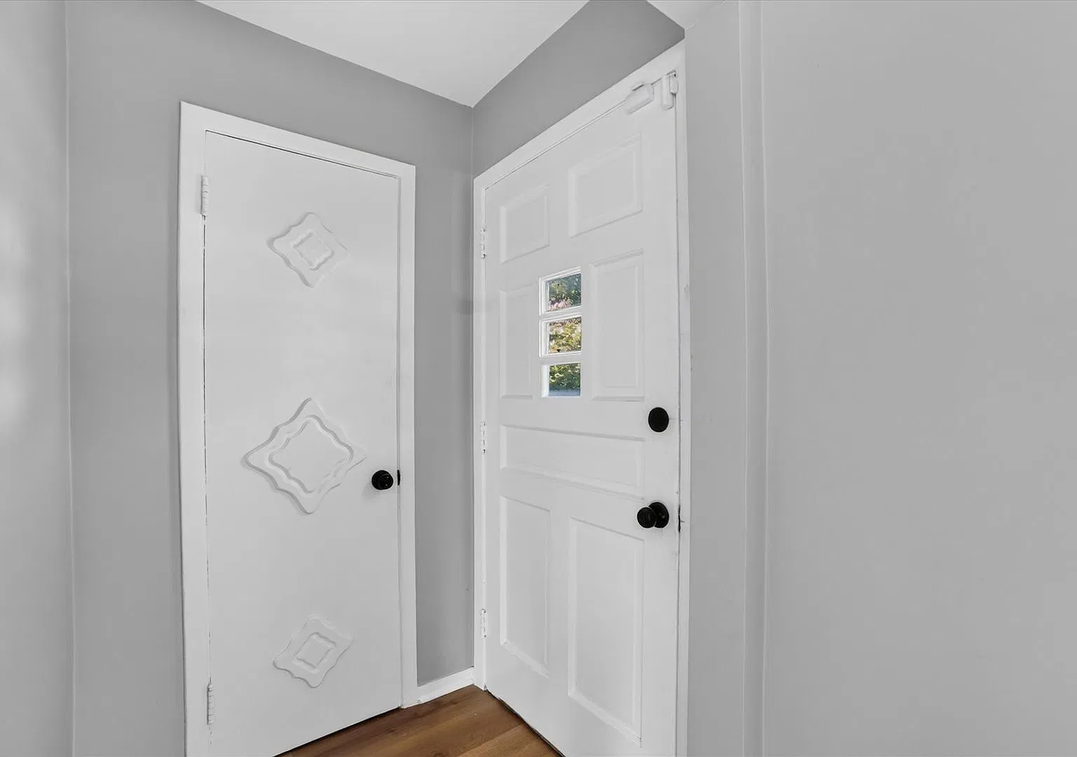 3814 Salisbury Rd — Photo 3