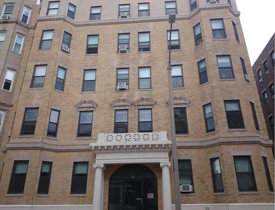 5 Royce — Photo 1