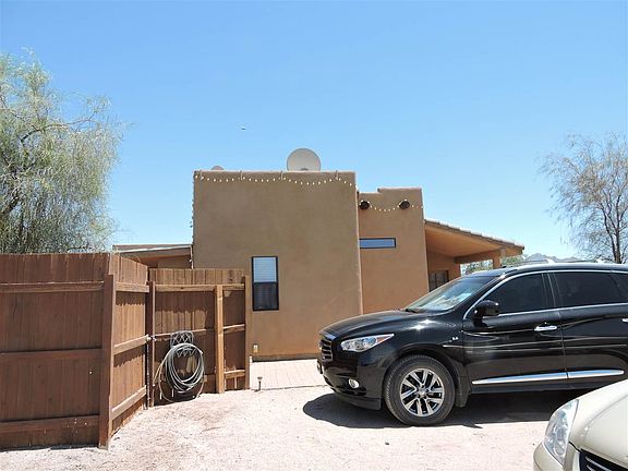 2nd image of 3875 S Avenue 52 Ave E #52E