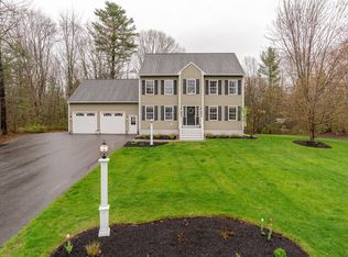 17 Kingsbury Ln, Kennebunk, ME 04043