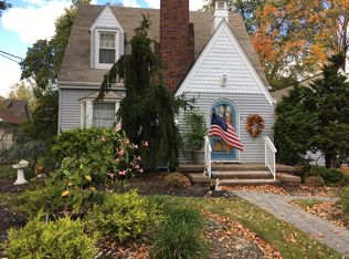 4 Franklin Ave, Pequannock, NJ 07444
