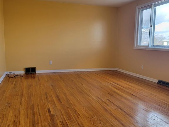5th image of 12 Marie Ave #2