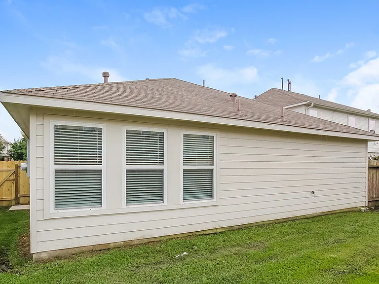 4843 Fair Oak Dale Ln — Photo 16