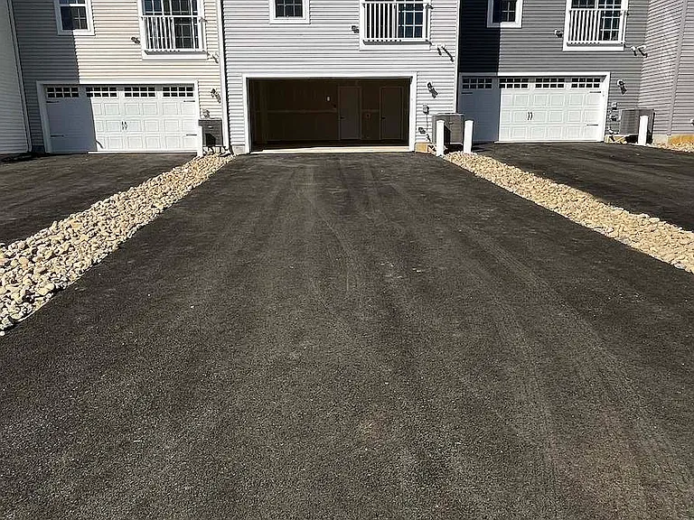 828 New Castle Landing Dr — Photo 15