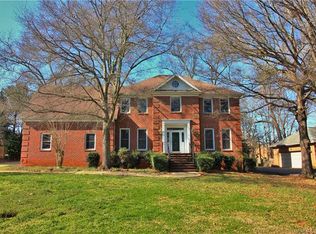 581 Beacon Knoll Ln, Fort Mill, SC 29708