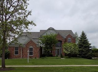 620 Woods Creek Ln, Algonquin, IL 60102