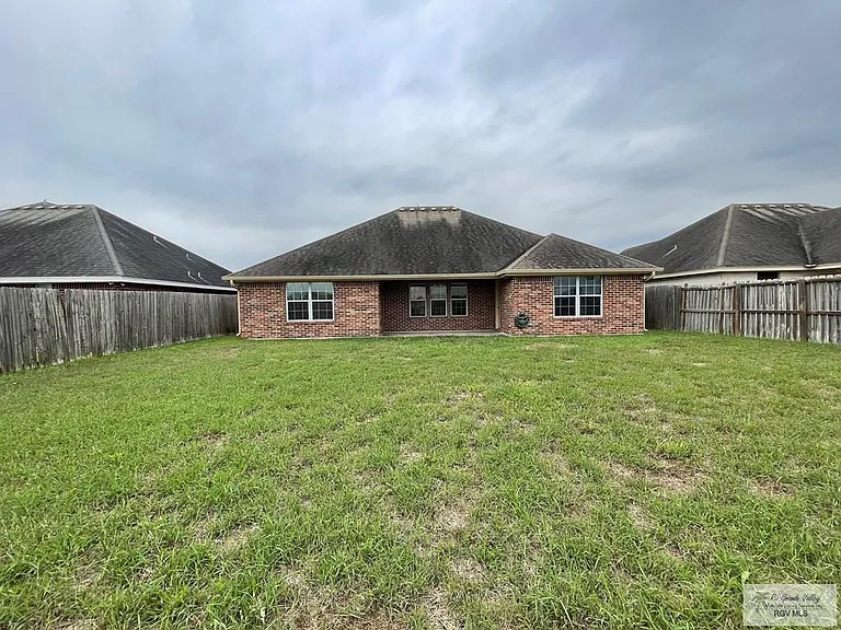 4950 Daffodil Dr #SINGLE FAMILY — Photo 16