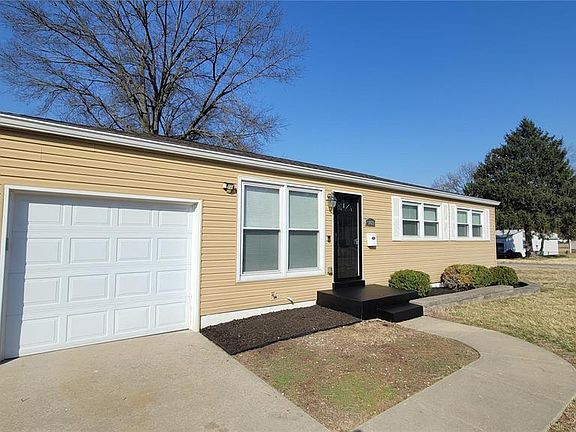 4th image of 9809 Kelvin Dr