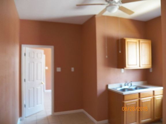 4th image of 8630 Apricot St