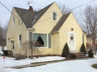 9872 Chamberlin Rd, Twinsburg, OH 44087