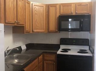 33 Elm St #5, Foxboro, MA 02035