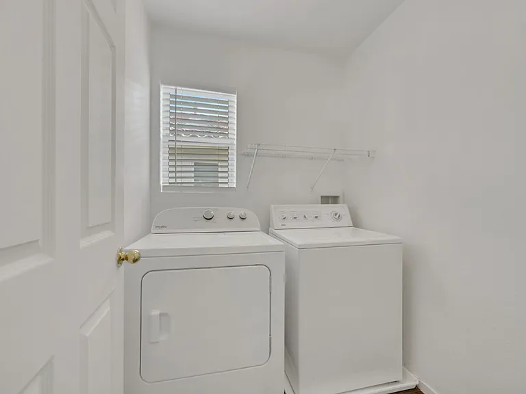 5825 Field Breeze St — Photo 10