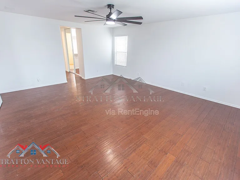 110 N Cholla St — Photo 50