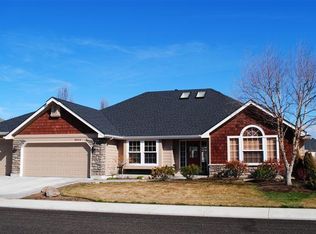 2922 N Whitehaven Pl, Eagle, ID 83616