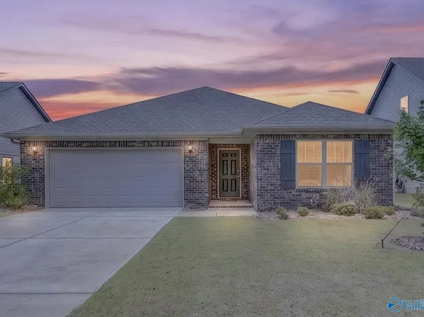 102 Waltrip Dr, Owens X Rds, AL 35763