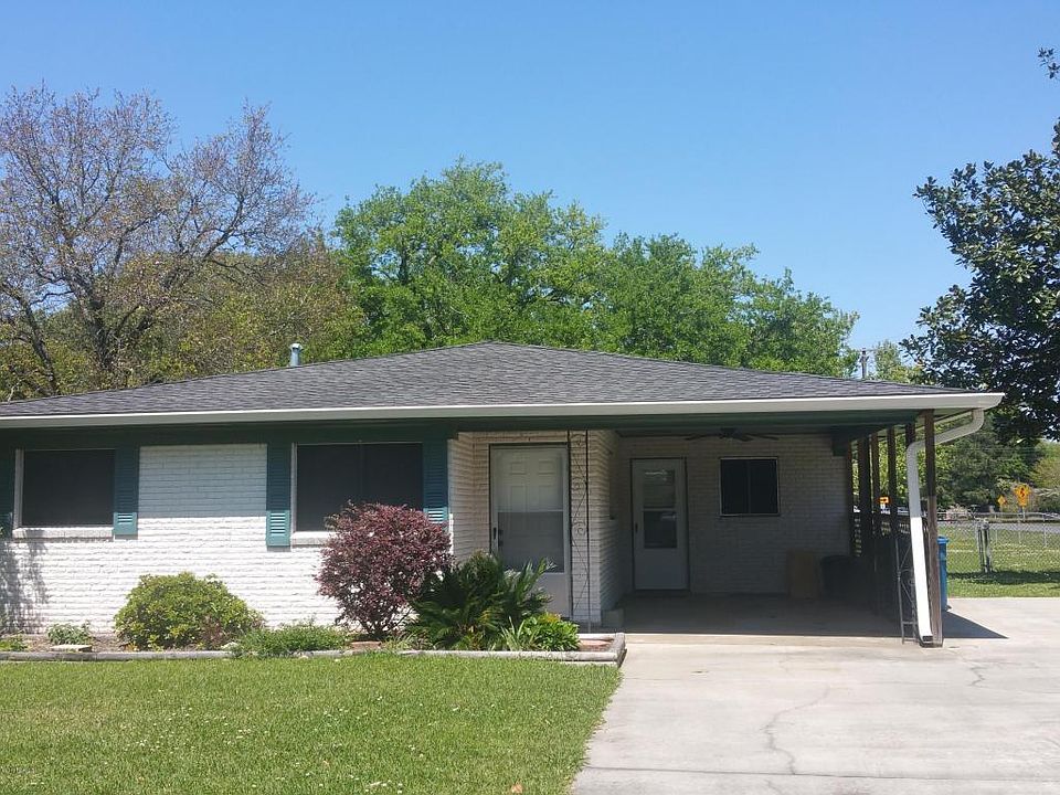 1st image of 113 Birch Dr