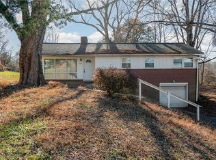 4874 Westmoreland Dr, Winston Salem, NC 27105