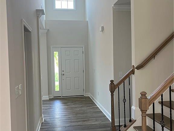 3rd image of 1081 Luna Creek Ct #27