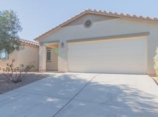 68 W Via Costilla, Sahuarita, AZ 85629