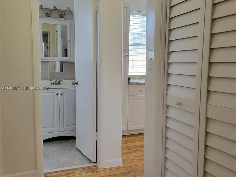 2200 Taylor St #205 — Photo 5